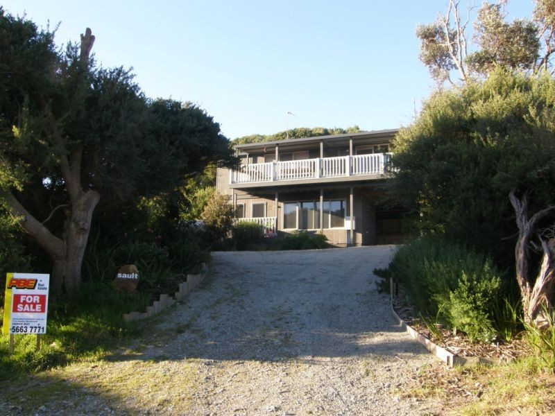 18 ATKINSON AVENUE, Venus Bay VIC 3956
