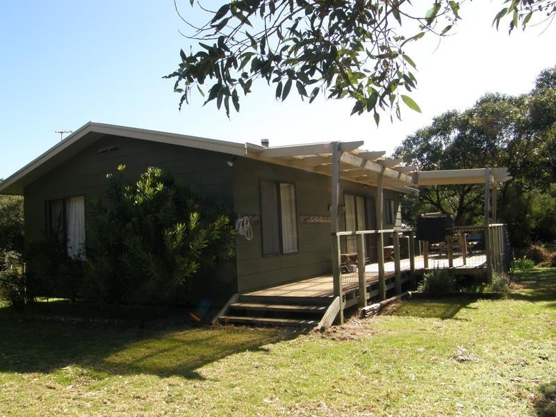 82 INLET VIEW ROAD – 1ST ESTATE, Venus Bay VIC 3956
