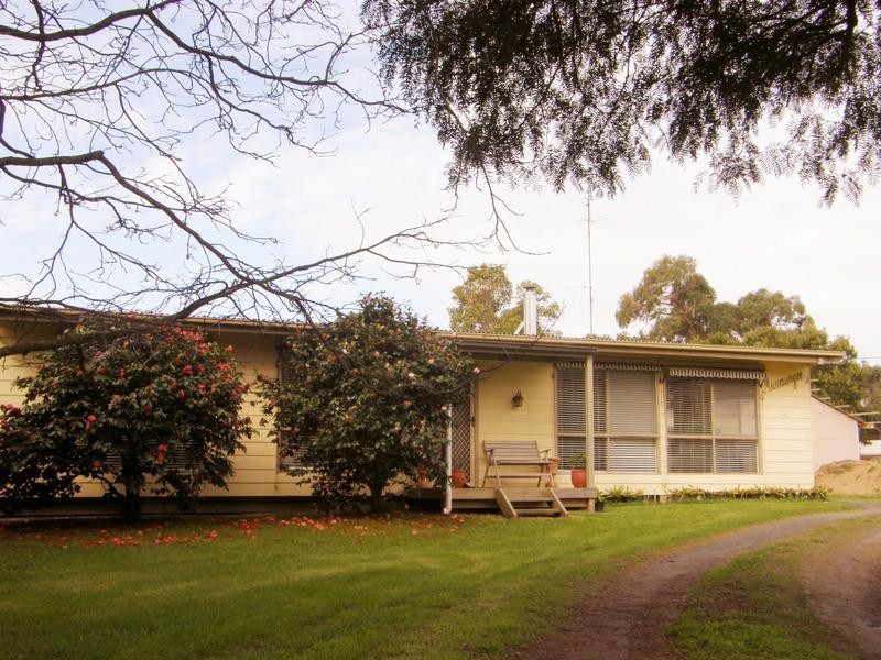 20 WALKERVILLE ROAD, Tarwin Lower VIC 3956