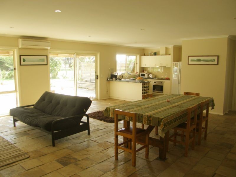 8 CUMBERLAND COURT, Tarwin Lower VIC 3956