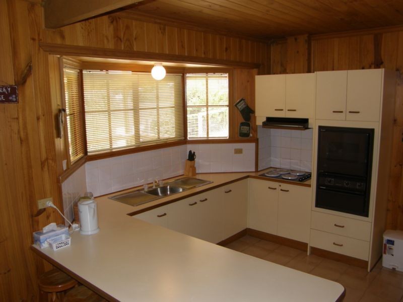 44 CANTERBURY ROAD, Venus Bay VIC 3956