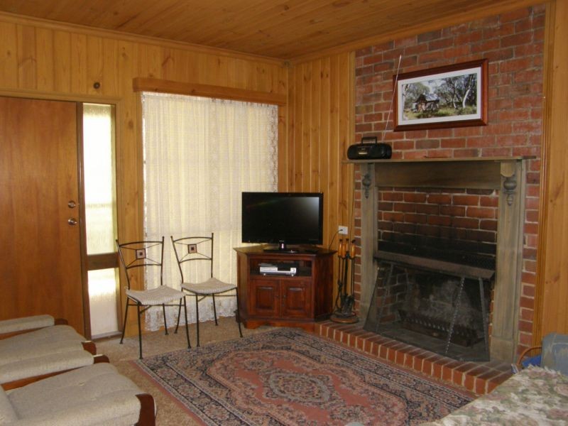 44 CANTERBURY ROAD, Venus Bay VIC 3956