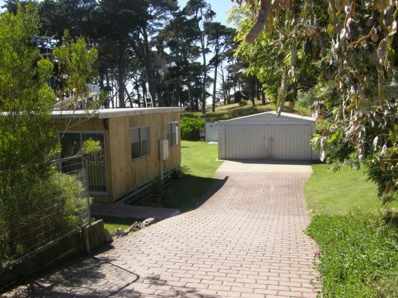 44-46 SATELLITE CRESCENT – FIRST ESTATE, Venus Bay VIC 3956