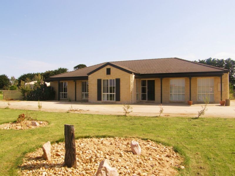 8 CUMBERLAND COURT, Venus Bay VIC 3956