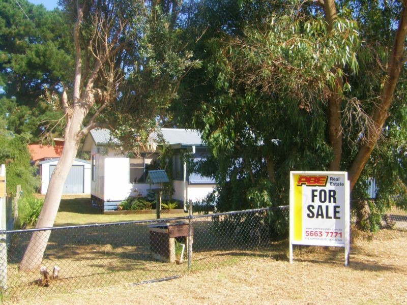 33 CENTRE ROAD- 1ST ESTATE, Venus Bay VIC 3956