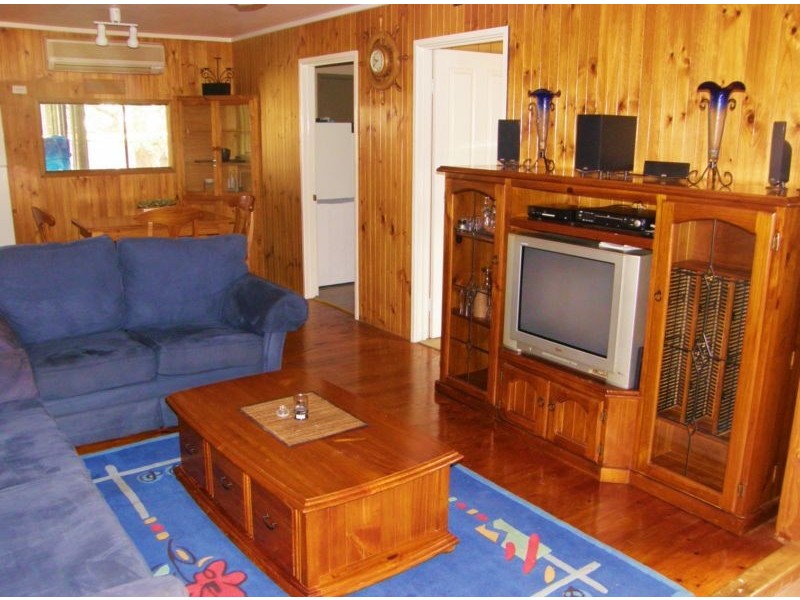 33 CENTRE ROAD- 1ST ESTATE, Venus Bay VIC 3956