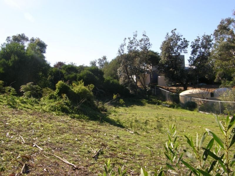 12 JENKINS STREET, Venus Bay VIC 3956