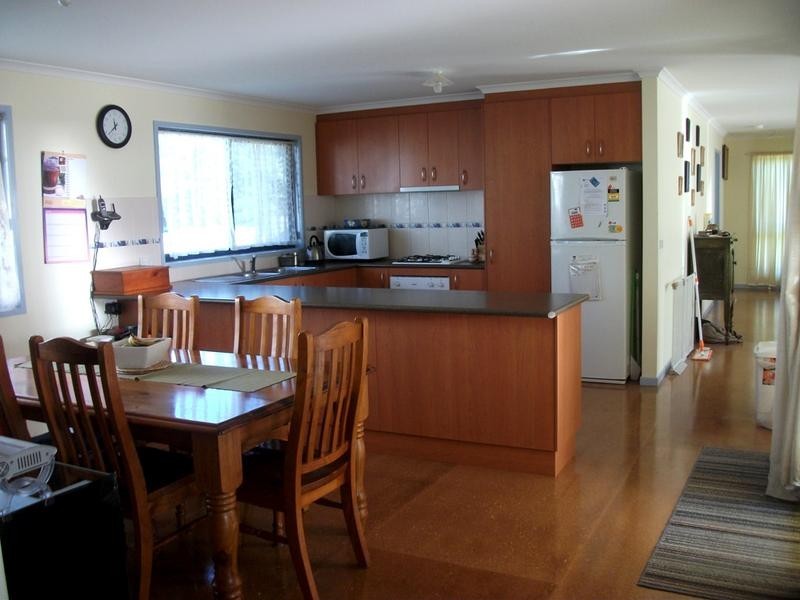 8 WALKERVILLE ROAD, Tarwin Lower VIC 3956