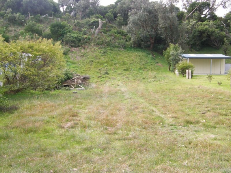 77 PANDORA AVENUE, Venus Bay VIC 3956