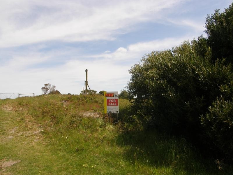 77 GREVILLIA Street, Walkerville VIC 3956