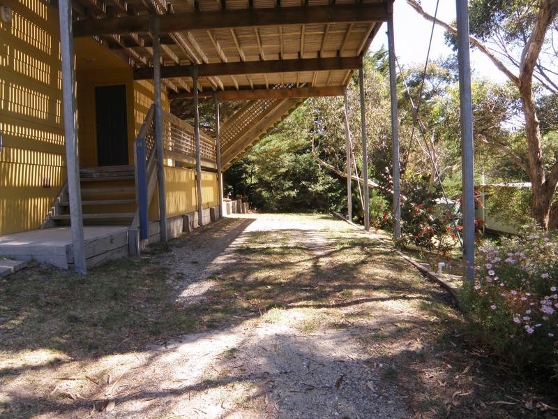 61 CANTERBURY ROAD, Venus Bay VIC 3956