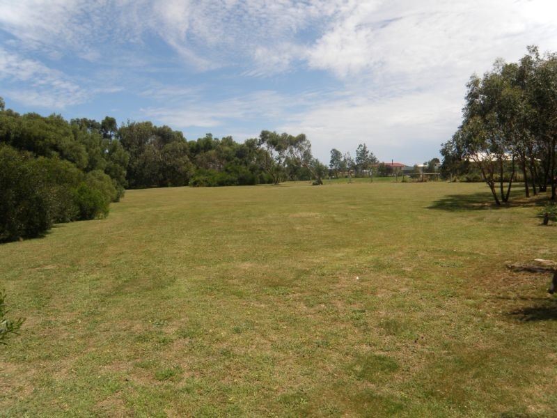 15 ARNOTT STREET, Tarwin Lower VIC 3956