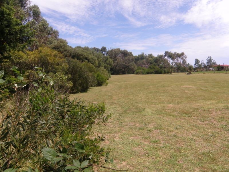 15 ARNOTT STREET, Tarwin Lower VIC 3956