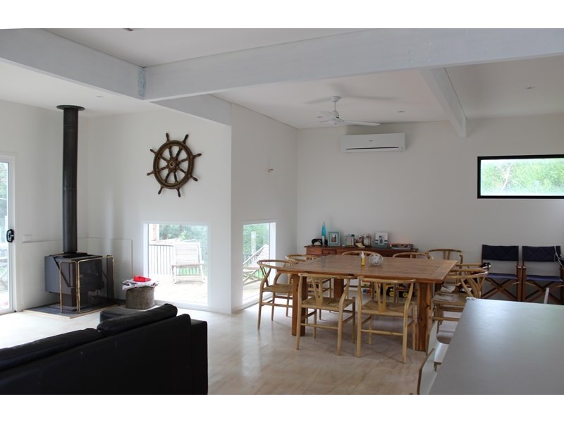 35 PANDORA AVENUE, Venus Bay VIC 3956