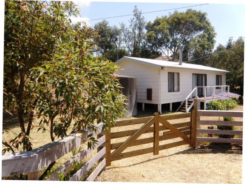 2 SURF DRIVE – 1ST ESTATE, Venus Bay VIC 3956