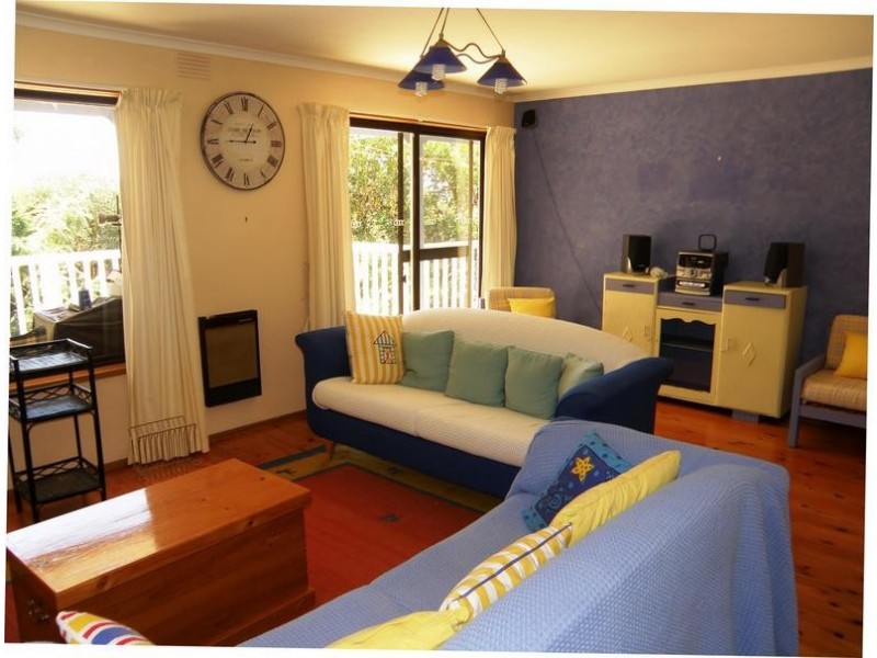 11 MERKANI AVENUE, Venus Bay VIC 3956