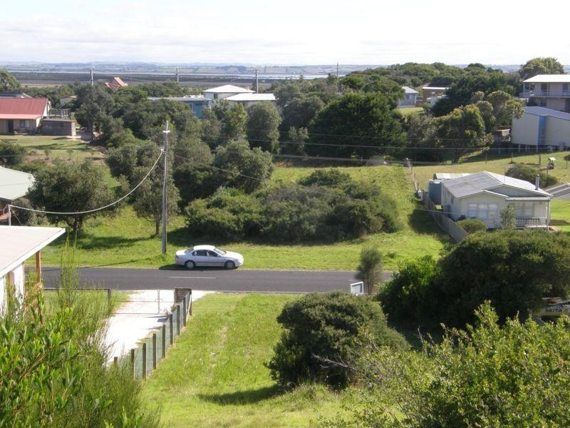 105 CANTERBURY ROAD, Venus Bay VIC 3956