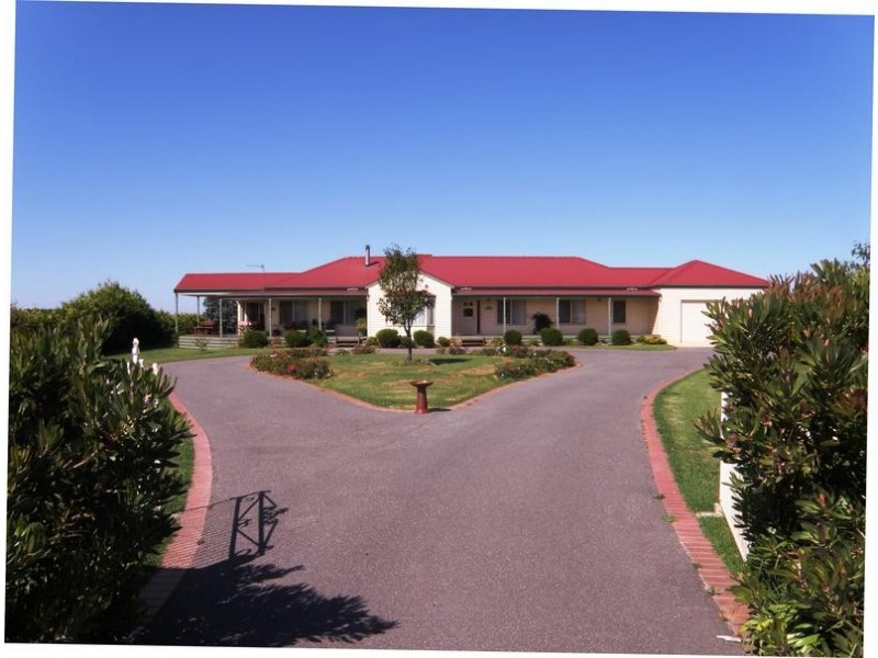 15 CUMBERLAND COURT, Tarwin Lower VIC 3956