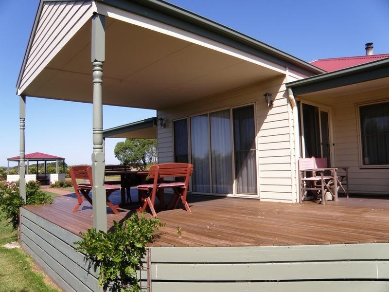 15 CUMBERLAND COURT, Tarwin Lower VIC 3956