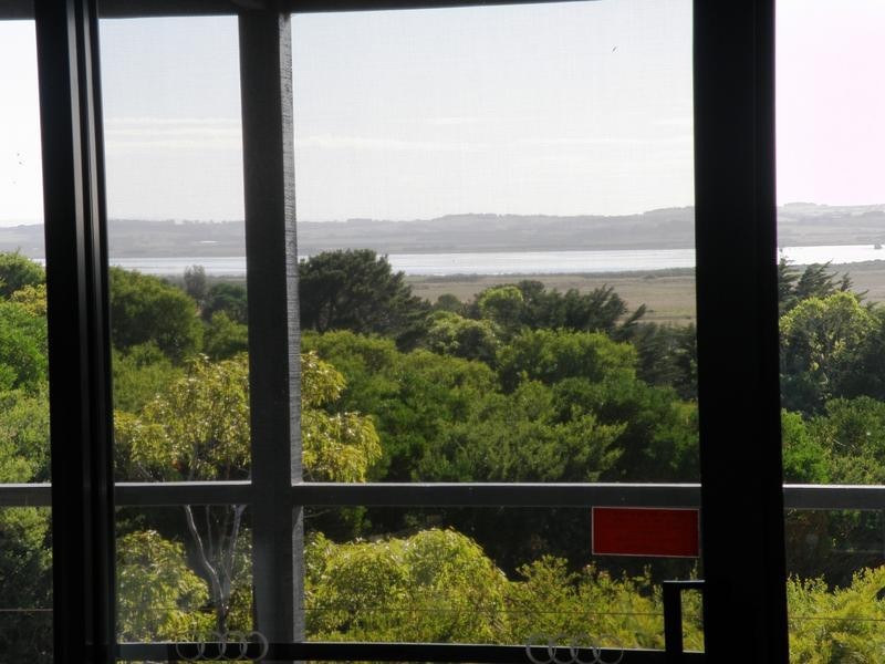 9 MONCUR COURT – 1ST ESTATE, Venus Bay VIC 3956