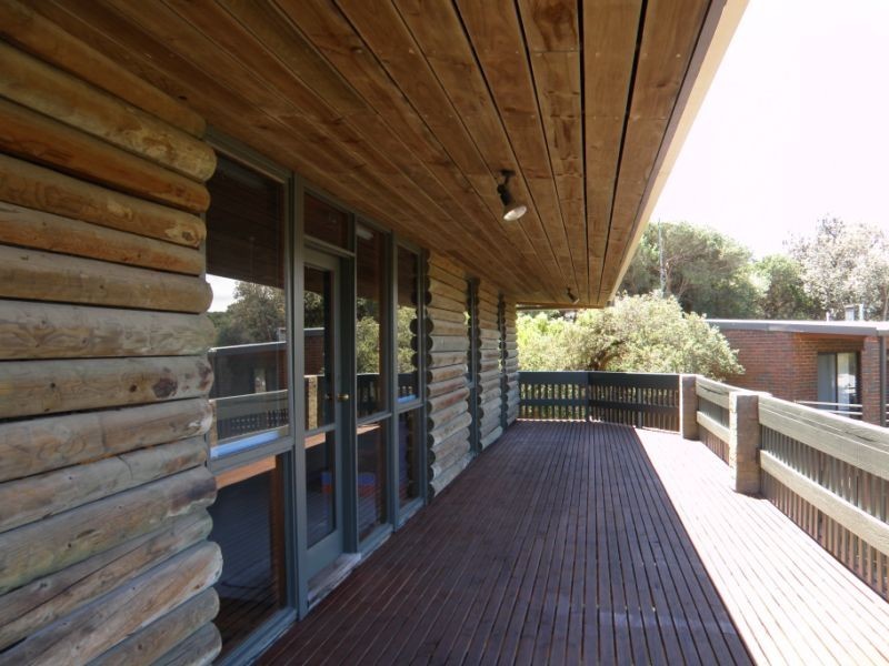 107 JUPITER BOULEVARD, Venus Bay VIC 3956