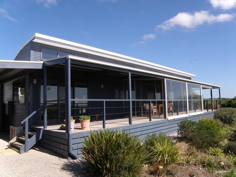 9 MONCUR COURT – 1ST ESTATE, Venus Bay VIC 3956