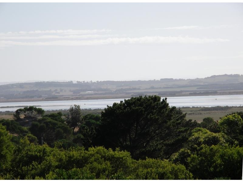 9 MONCUR COURT – 1ST ESTATE, Venus Bay VIC 3956