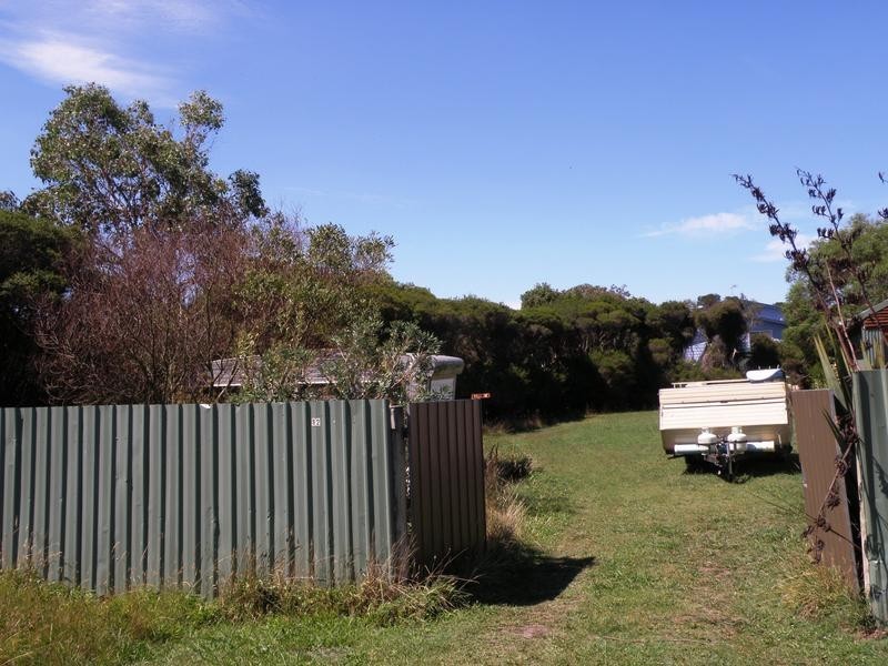 82 GREVILLIA STREET, Walkerville VIC 3956