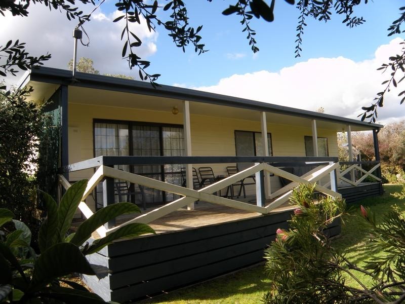 132 ATHERTON DRIVE, Venus Bay VIC 3956