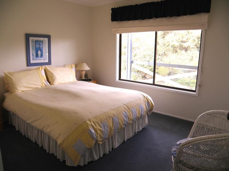 132 ATHERTON DRIVE, Venus Bay VIC 3956