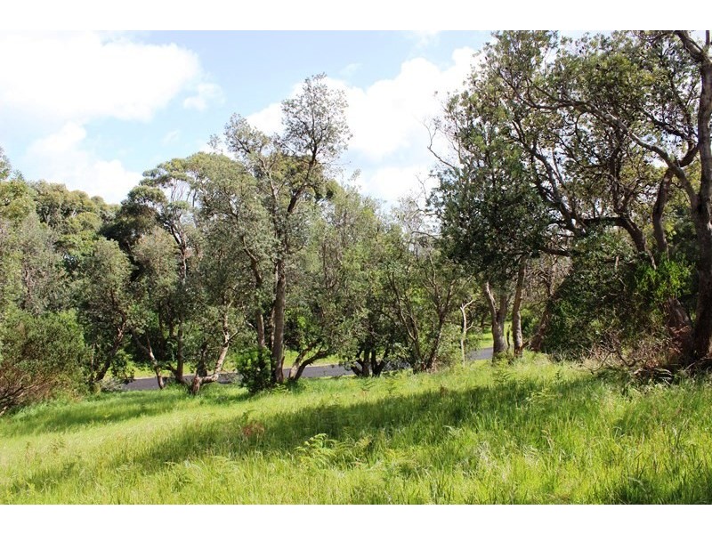 8 FISHERMANS RD, Venus Bay VIC 3956