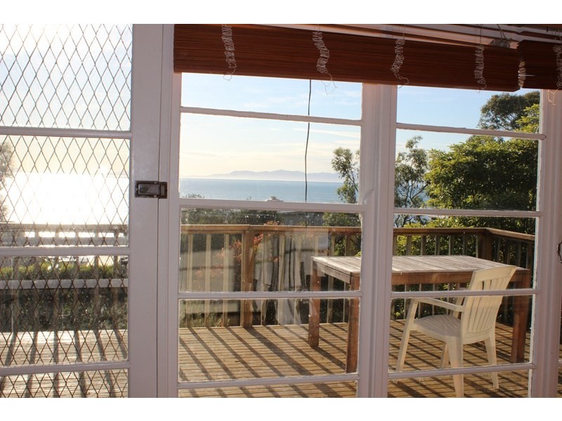 18 WARATAH STREET, Walkerville North VIC 3959