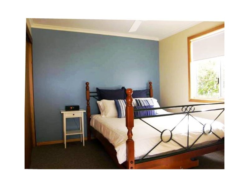 37 ST IVES CRESCENT 2ND ESTATE, Venus Bay VIC 3956