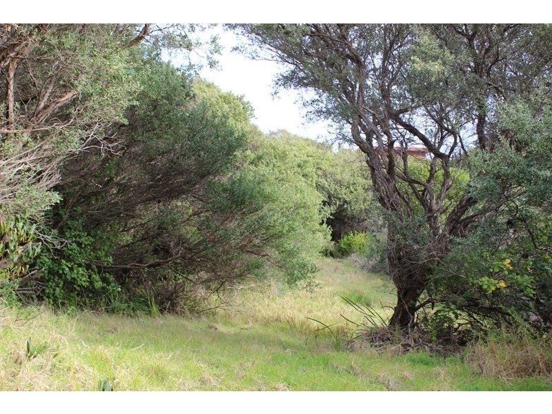 15 AMANDA CRESCENT, Venus Bay VIC 3956