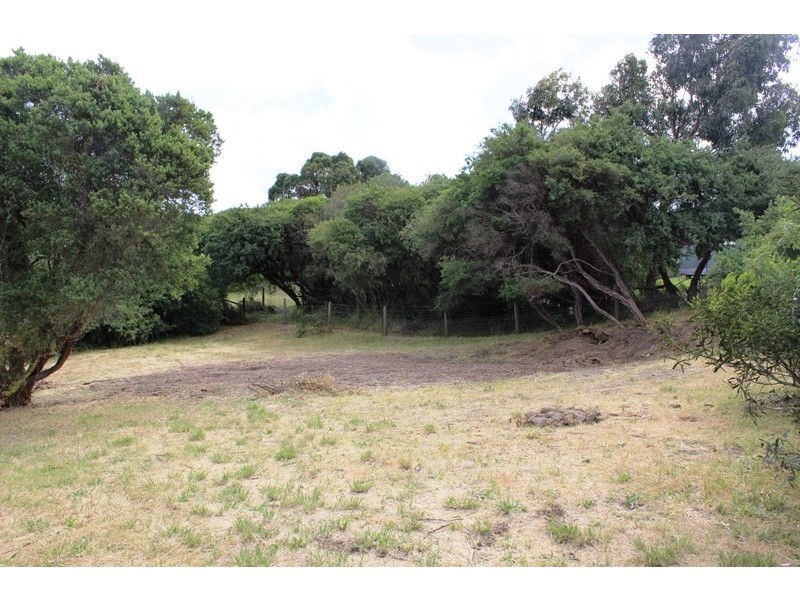 33 CANTERBURY ROAD, Venus Bay VIC 3956
