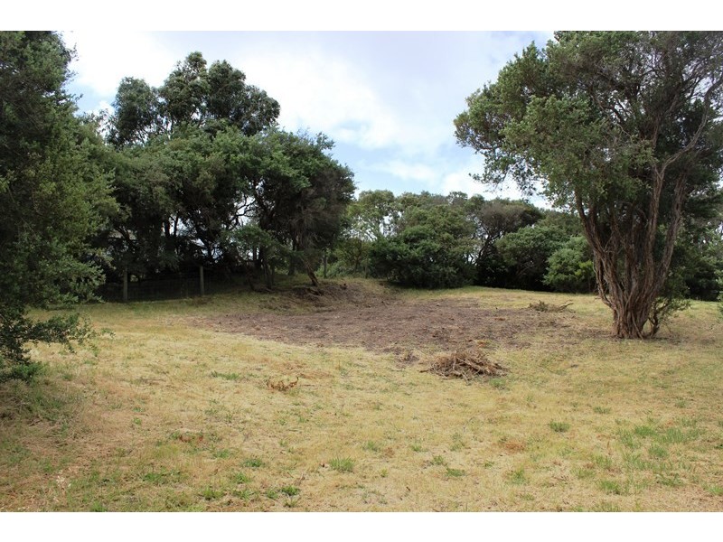 33 CANTERBURY ROAD, Venus Bay VIC 3956