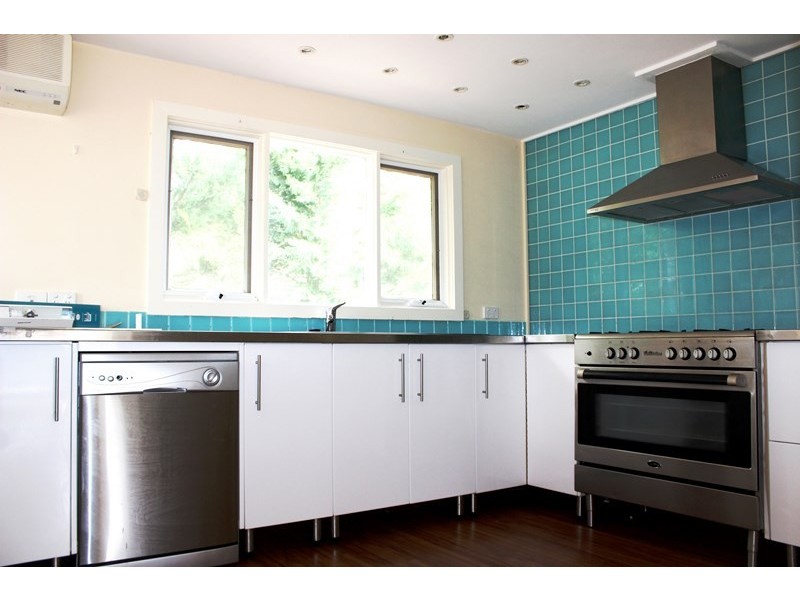 2 PANDORA AVENUE, Venus Bay VIC 3956
