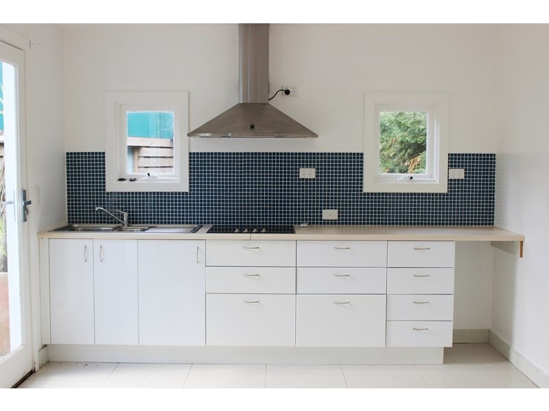 2 PANDORA AVENUE, Venus Bay VIC 3956