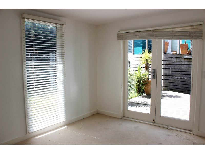 2 PANDORA AVENUE, Venus Bay VIC 3956