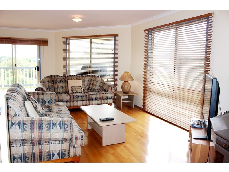 33 BRADLEY AVENUE – 1ST ESTATE, Venus Bay VIC 3956