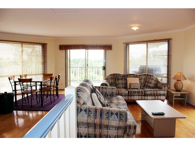 33 BRADLEY AVENUE – 1ST ESTATE, Venus Bay VIC 3956