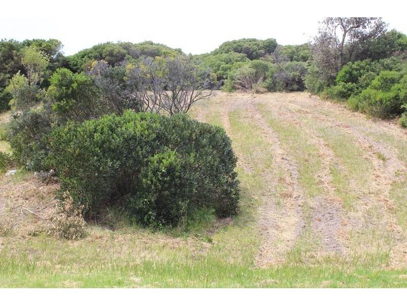 14 ATKINSON AVE, Venus Bay VIC 3956