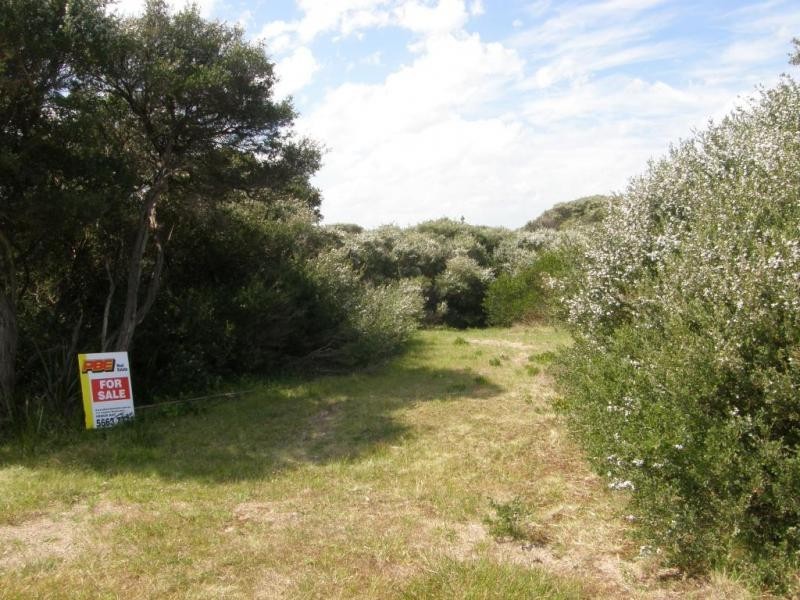 160 CANTERBURY ROAD, Venus Bay VIC 3956
