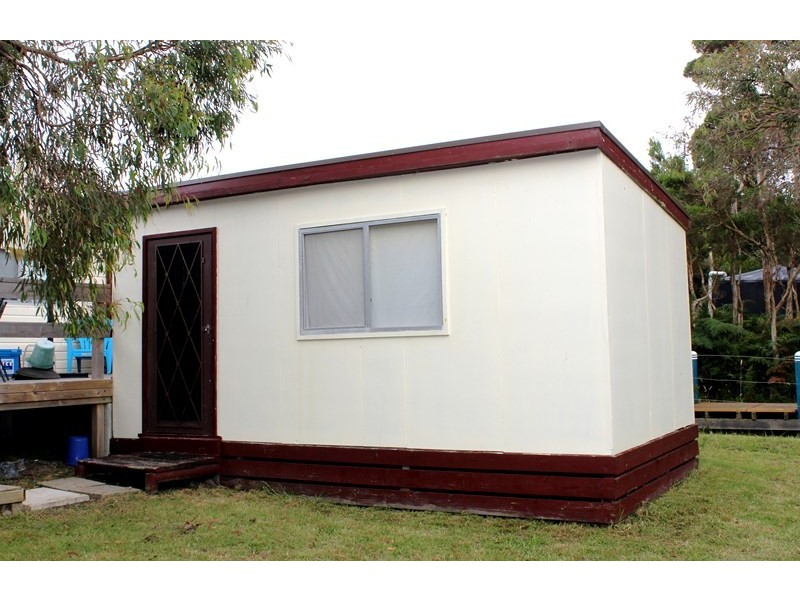 12 MACKINNON COURT, Walkerville VIC 3956