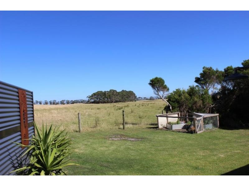 51 GREVILLIA ST, Walkerville VIC 3956