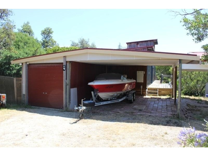 9 DOROTHY STREET, Venus Bay VIC 3956