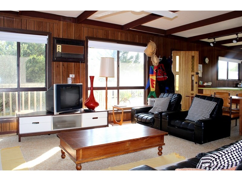 61 JUPITER BOULEVARD, Venus Bay VIC 3956