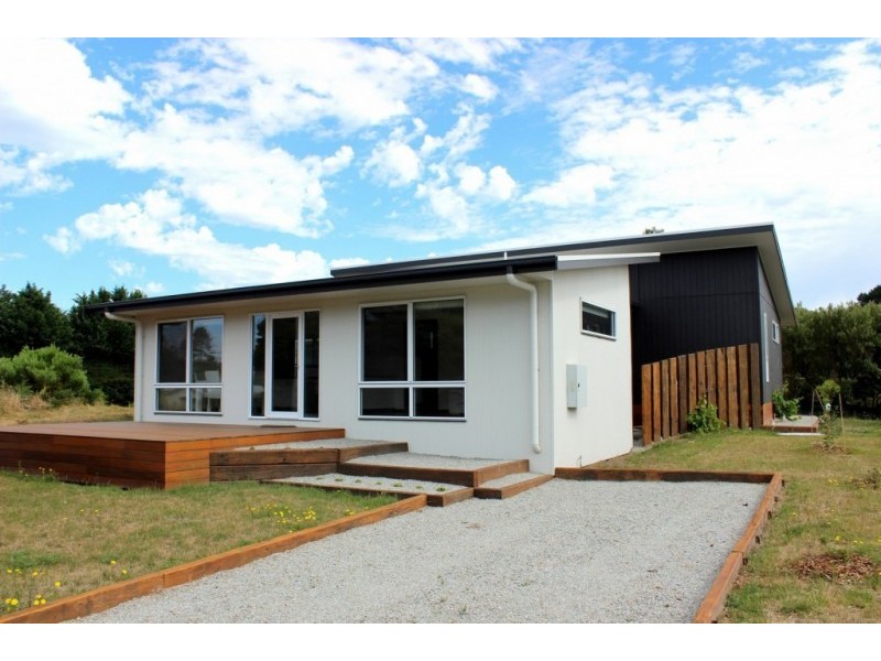 235 JUPITER BOULEVARD, Venus Bay VIC 3956