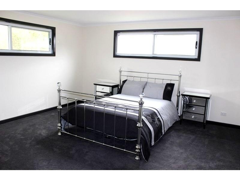 235 JUPITER BOULEVARD, Venus Bay VIC 3956