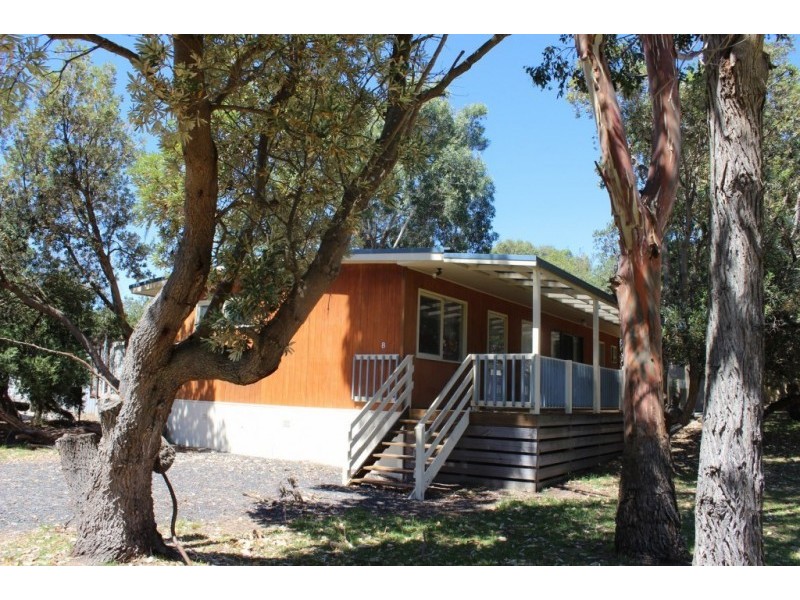 8 MARINE PARADE, Venus Bay VIC 3956